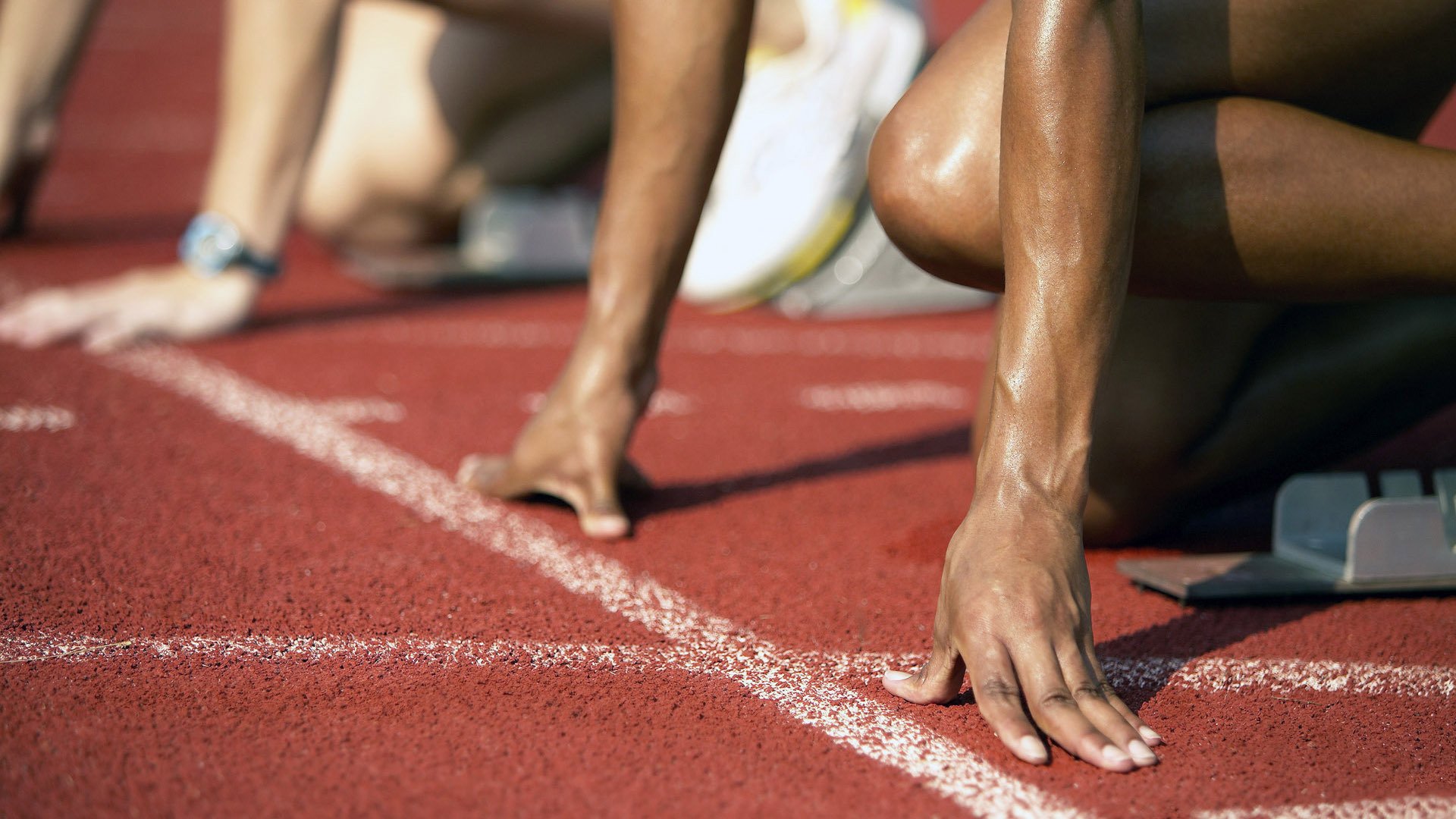 “中超联赛精彩片段在线直播，吸引百万观众”，中超联赛视频回放